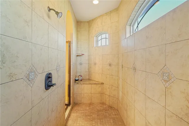 $699,900 | 8401 Lago Vista Drive, Corpus Christi, TX 78414