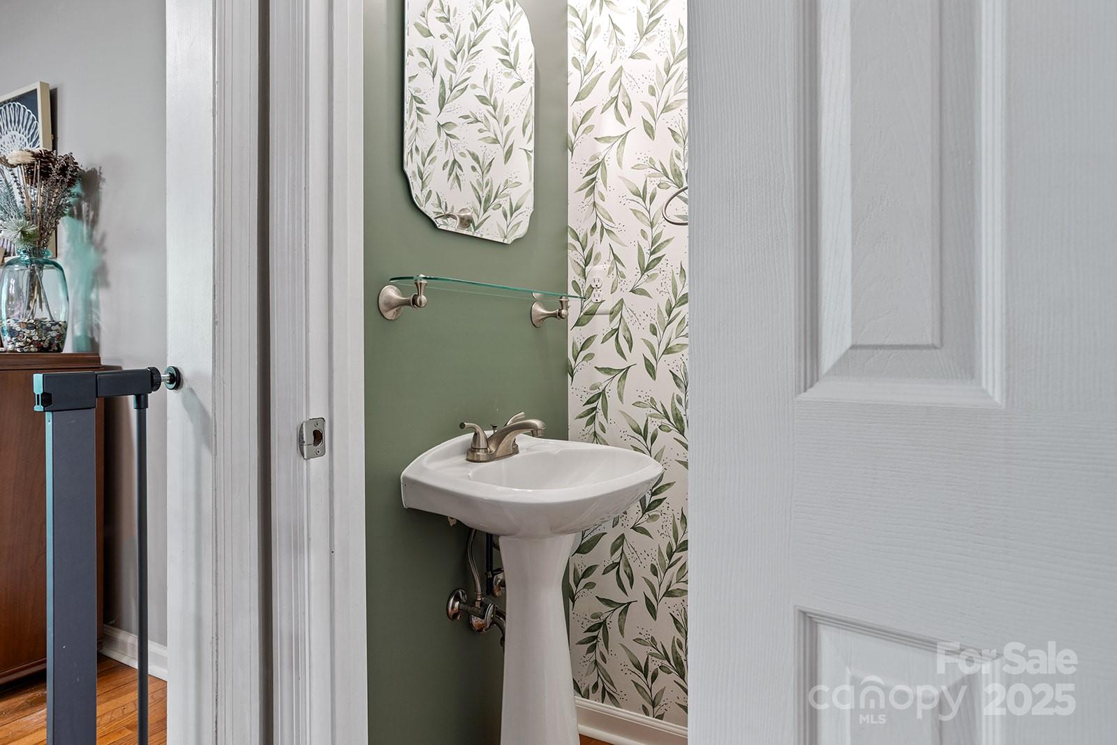133 Bennett Road Candler, NC 28715 - Photo 17 of 46 Gallery Image 17