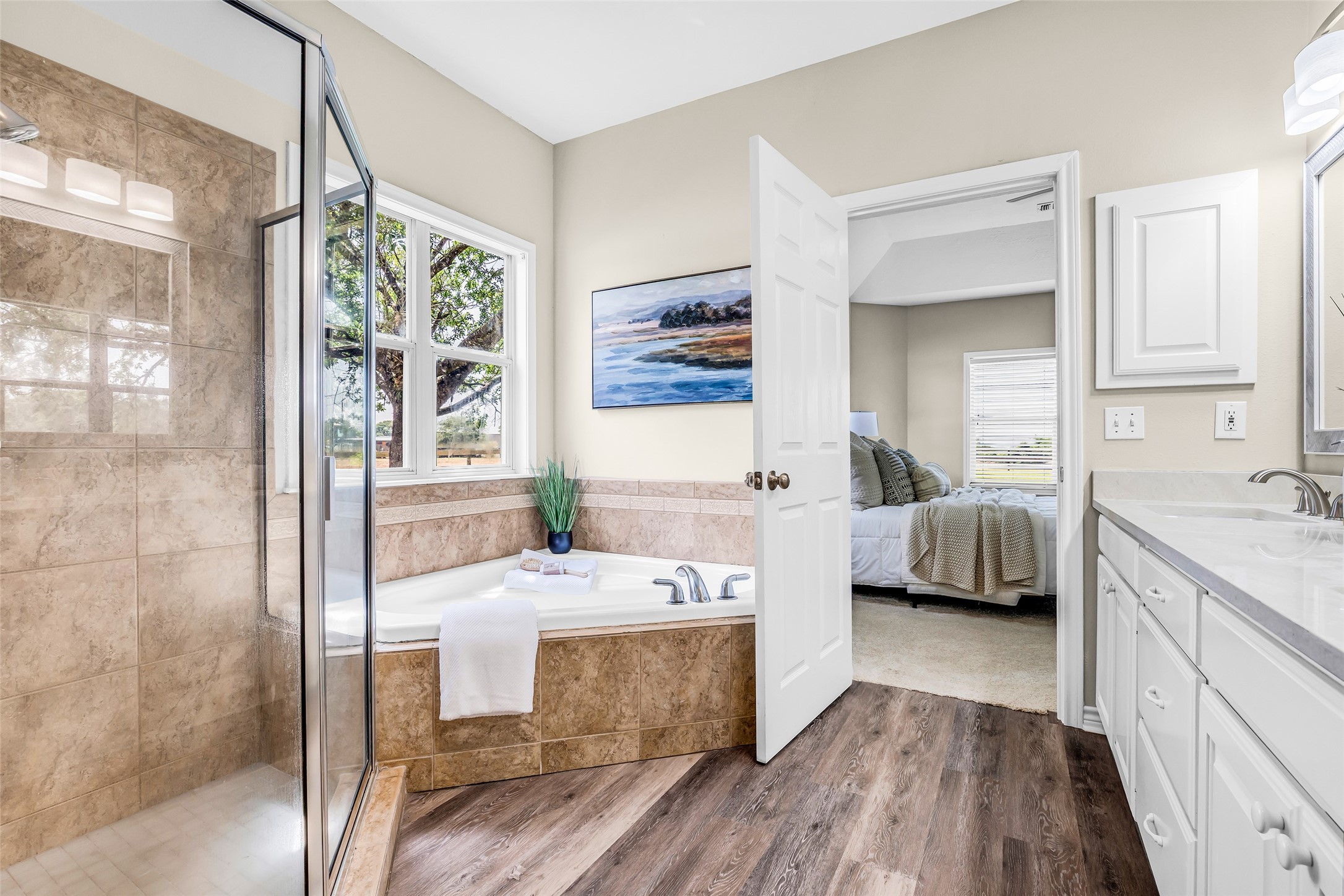 1075 Harrisburg Road Brenham, TX 77833 - Photo 24 of 48 The primary bath gives you the spa feeling