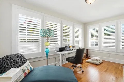 $995,000 | 126 22nd Avenue Northeast, St. Petersburg, FL 33704