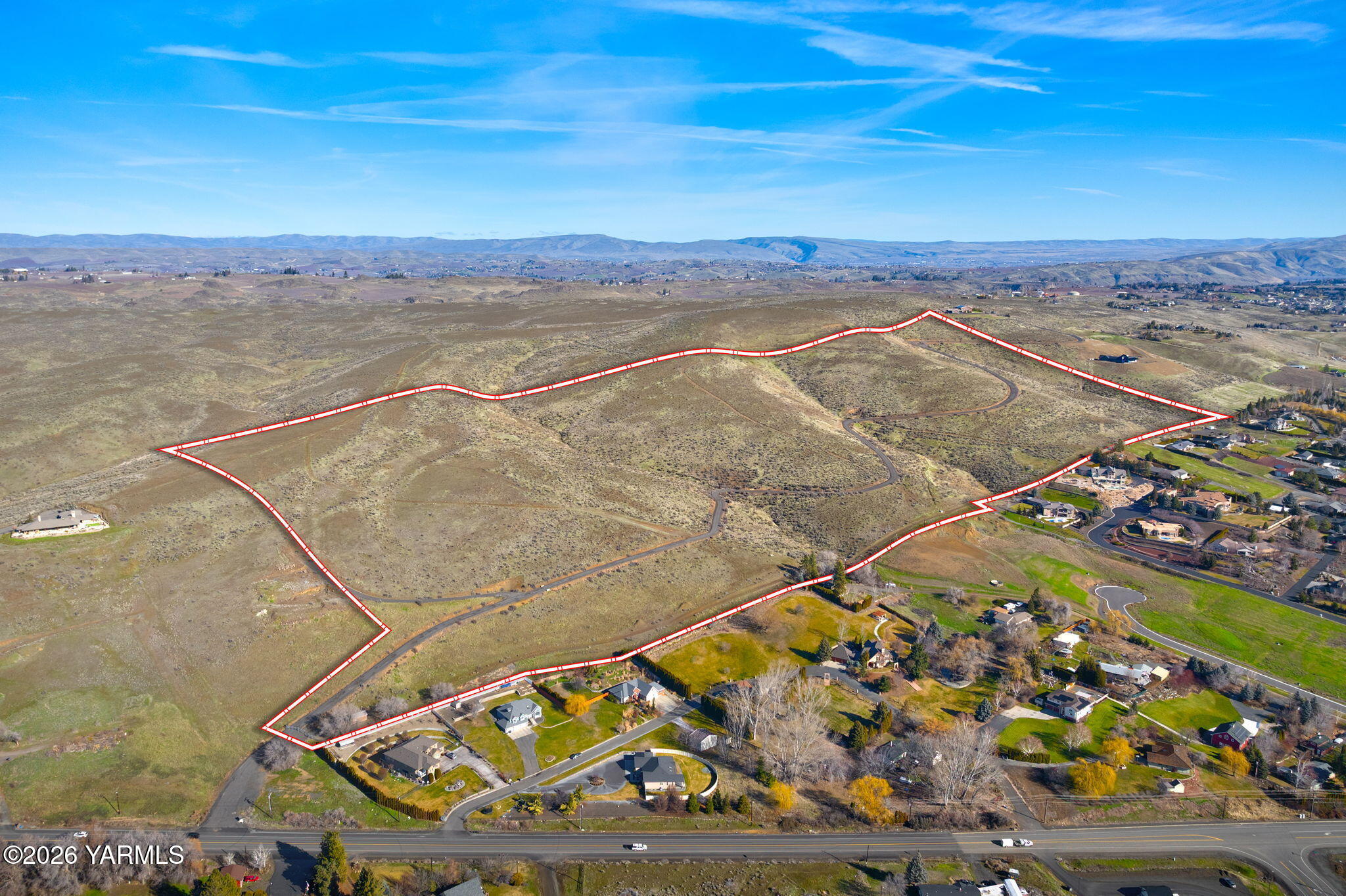 10725 Summitview Road Yakima, WA 98908 - Photo 1 of 18 Estimated Lot Lines