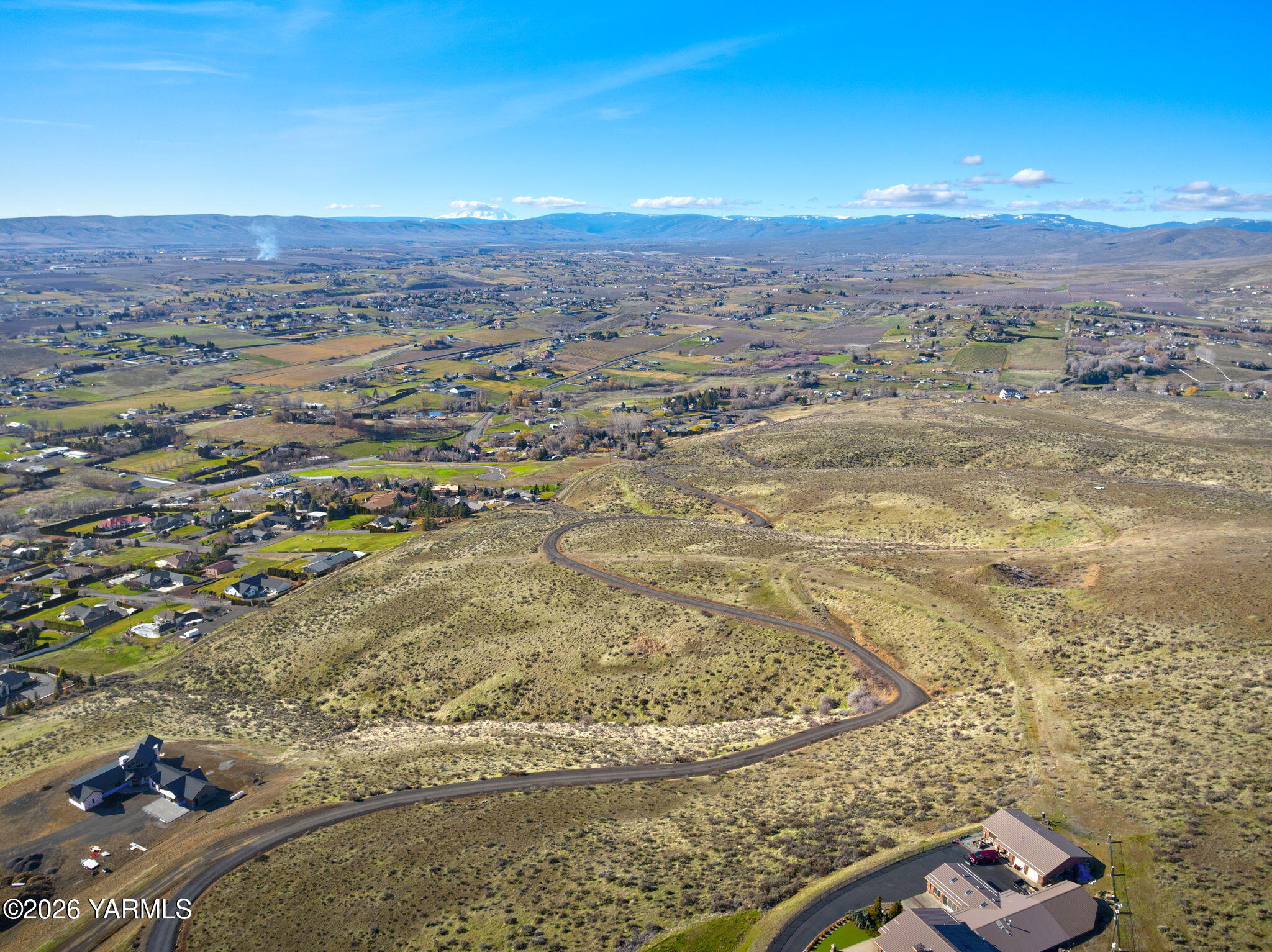 10725 Summitview Road Yakima, WA 98908 - Photo 5 of 18 Aerial View