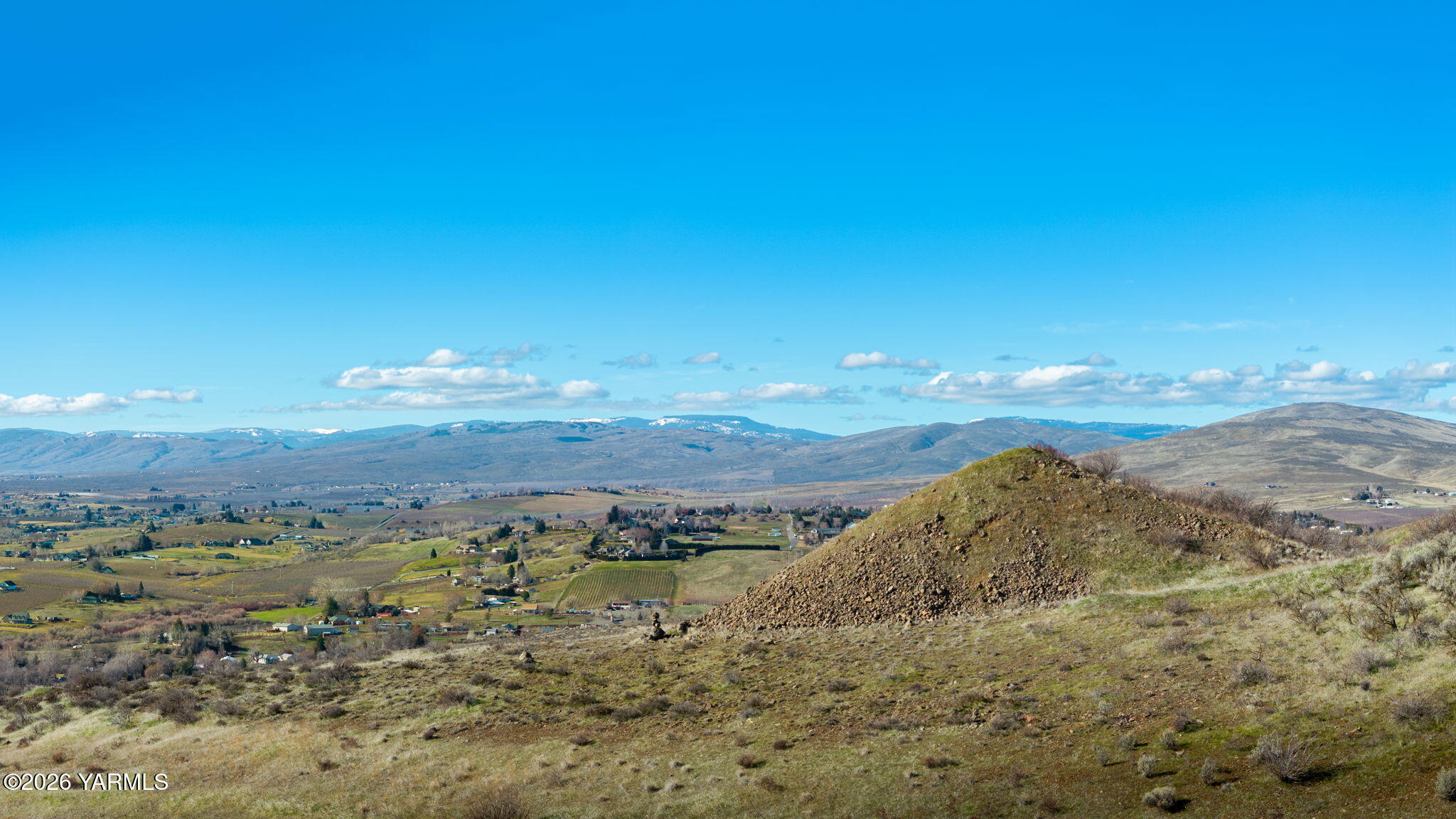 10725 Summitview Road Yakima, WA 98908 - Photo 8 of 18 Views!