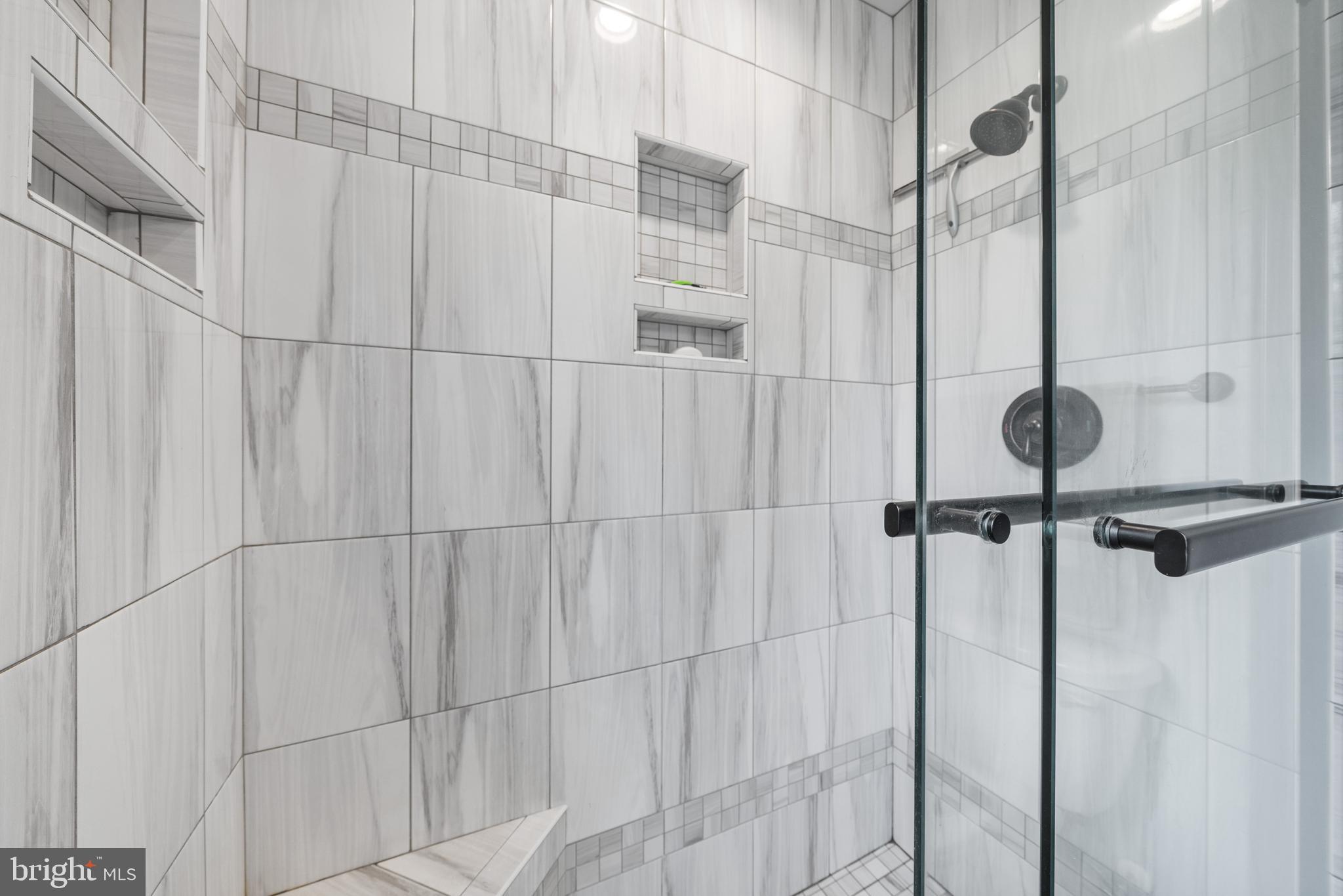 31505 Point Lookout Road Mechanicsville, MD 20659 - Photo 20 of 50 Primary Shower
