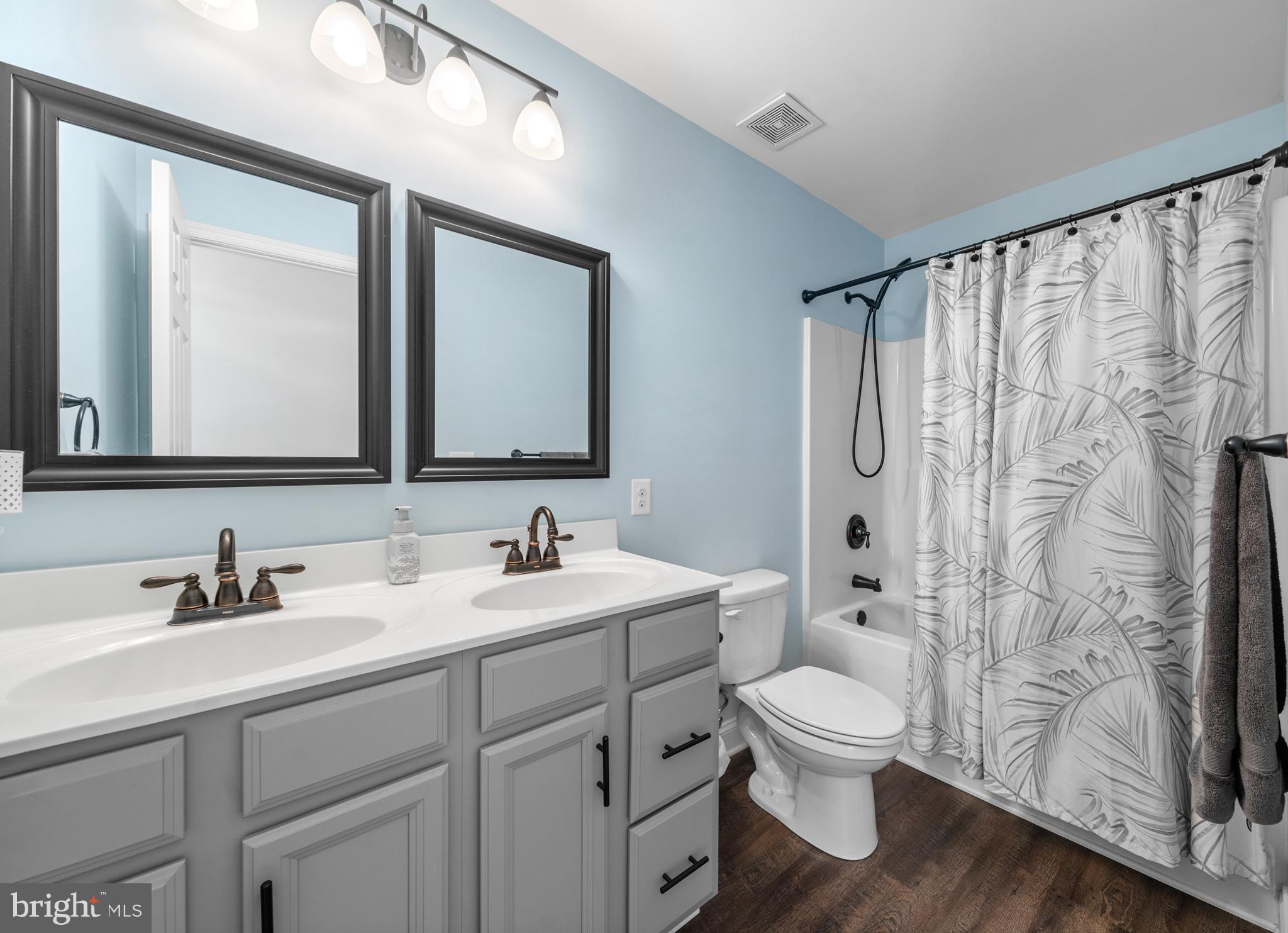 31505 Point Lookout Road Mechanicsville, MD 20659 - Photo 25 of 50 Full Hall Bath