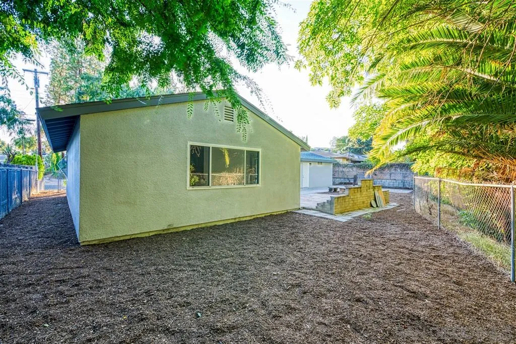 9581 Mandeville Road Santee, CA 92071 - Photo 23 of 24 a view of a backyard