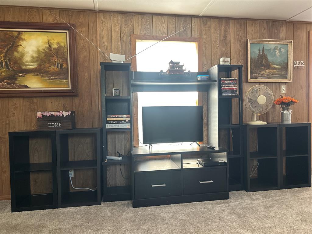142 Lonely Pine Road Waco, TX 76708 - Photo 8 of 31 a view of a living room with a large window