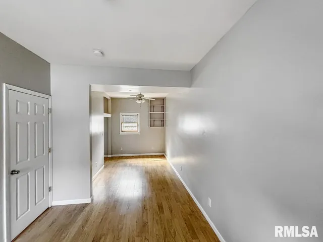 $365,000 | 319-321 East College Street, Carbondale, IL 62901