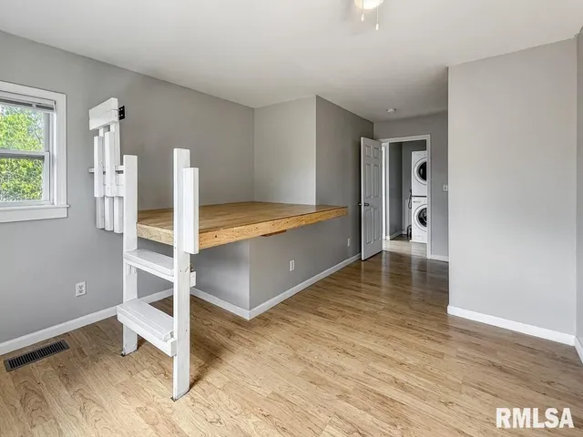 $365,000 | 319-321 East College Street, Carbondale, IL 62901