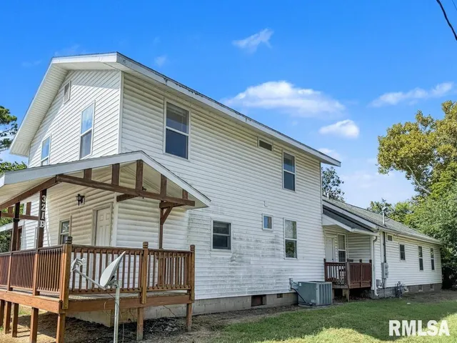 $365,000 | 319-321 East College Street, Carbondale, IL 62901