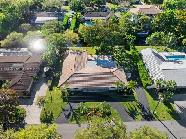 $2,195,000 | 13060 Southwest 70th Avenue, Pinecrest, FL 33156