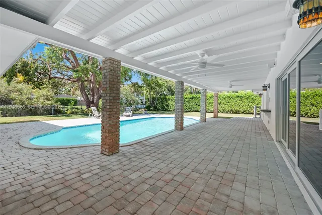 $2,195,000 | 13060 Southwest 70th Avenue, Pinecrest, FL 33156