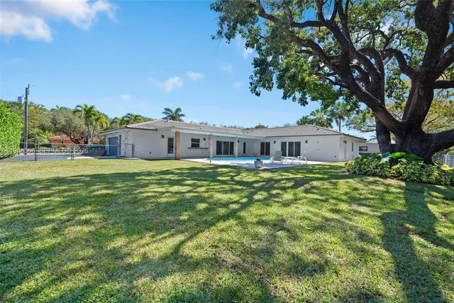 $2,195,000 | 13060 Southwest 70th Avenue, Pinecrest, FL 33156