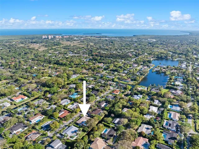 $2,195,000 | 13060 Southwest 70th Avenue, Pinecrest, FL 33156