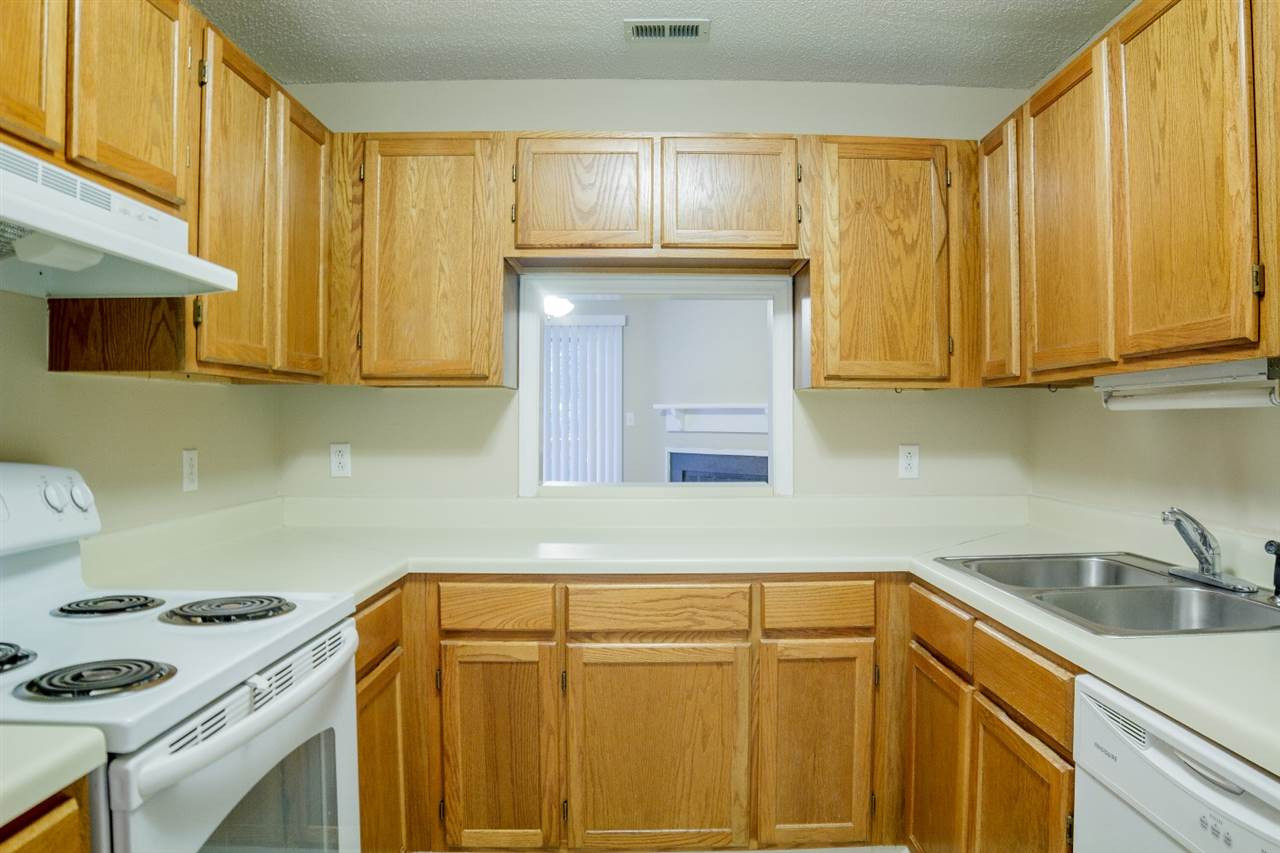 4601 Timbermill Court, Unit 102 Raleigh, NC 27612 - Photo 1 of 20 Photo 1