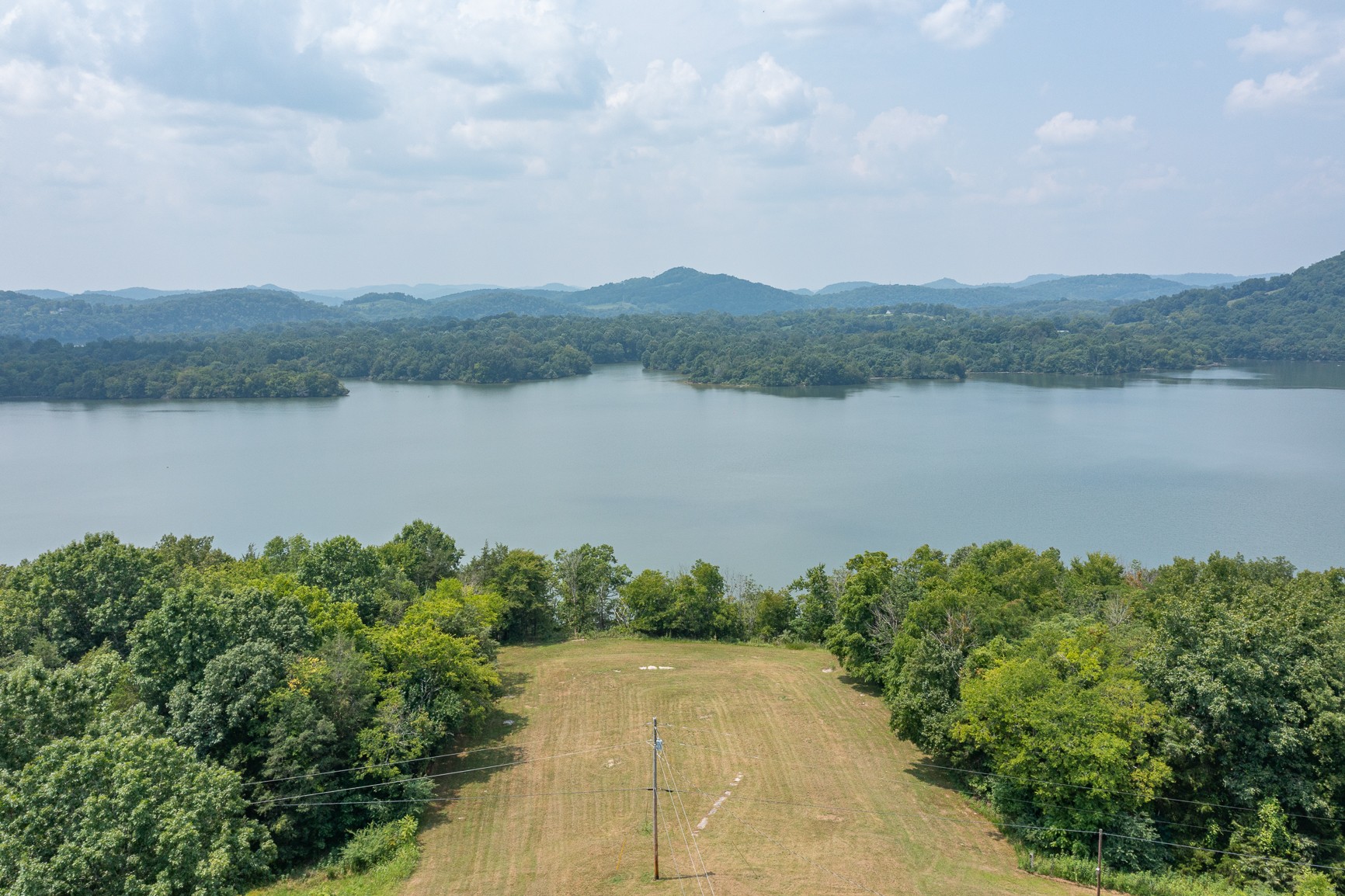 307 Sullivan Bend Road Elmwood, TN 38560 - Photo 8 of 14 Gallery Image 8