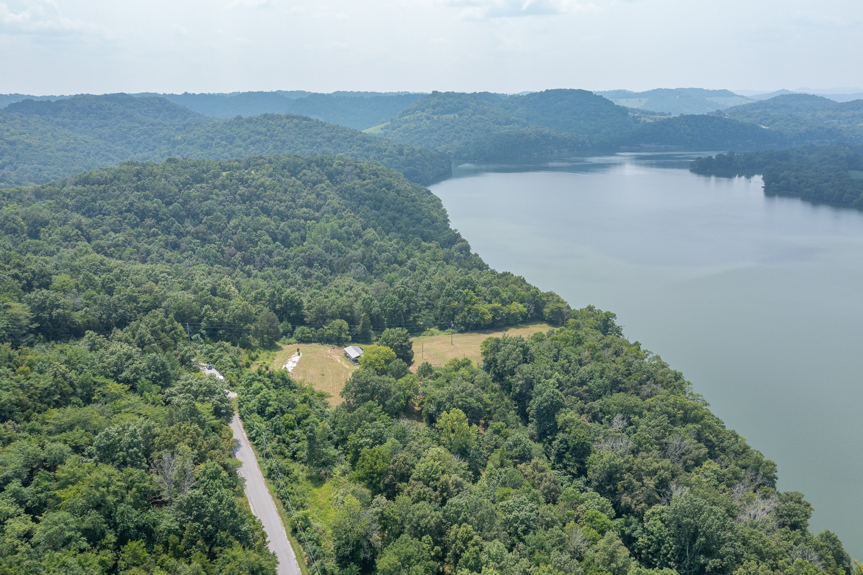 307 Sullivan Bend Road Elmwood, TN 38560 - Photo 9 of 14 Gallery Image 9