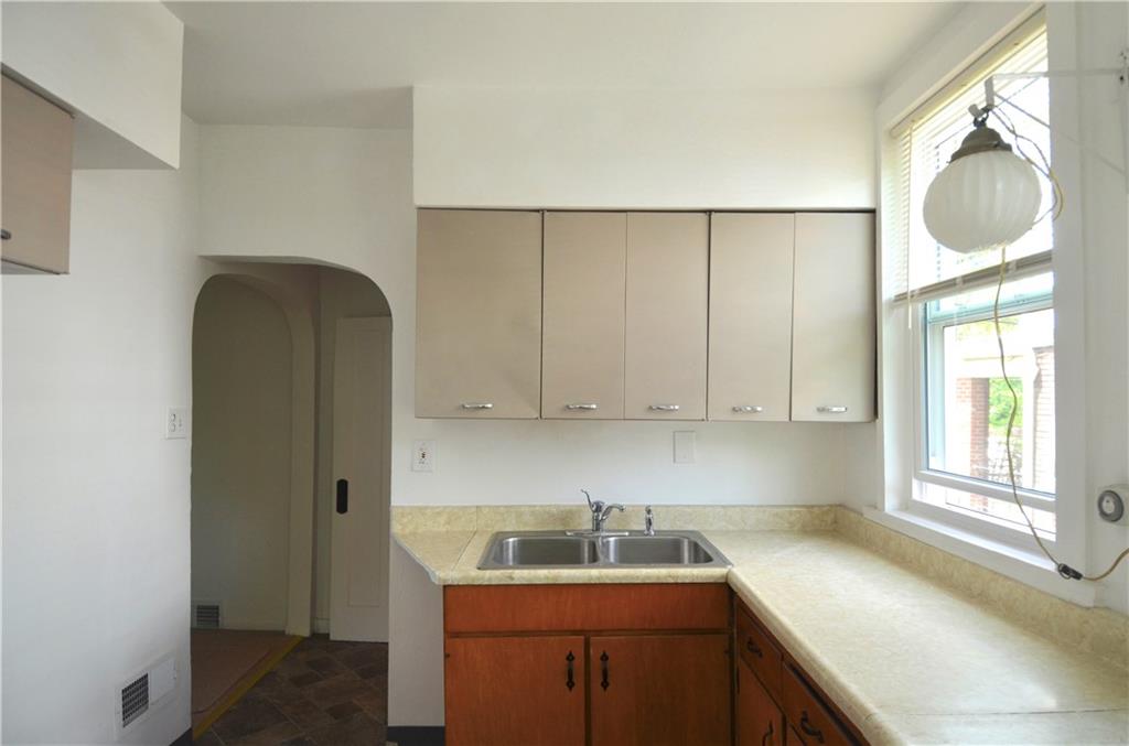 1927 Noblestown Road Pittsburgh, PA 15205 - Photo 10 of 23 Gallery Image 10