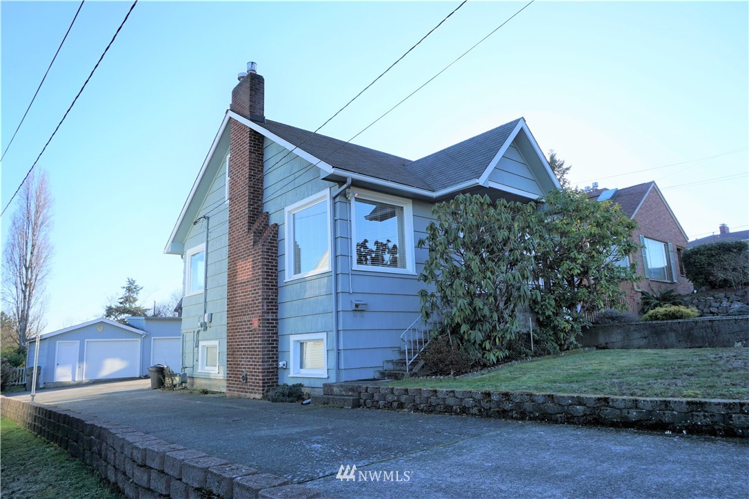 2631 Cascade Trail Bremerton, WA 98310 - Photo 5 of 25 Gallery Image 5