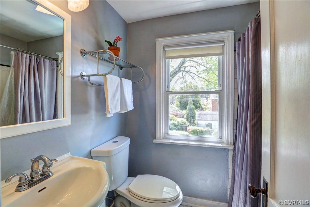 2417 Kenmore Road Henrico, VA 23228 - Photo 22 of 32 Gallery Image 22