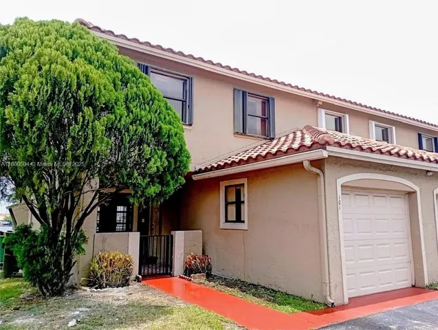 $3,200 | 2531 West 60th Place, Unit 10118, Hialeah, FL 33016
