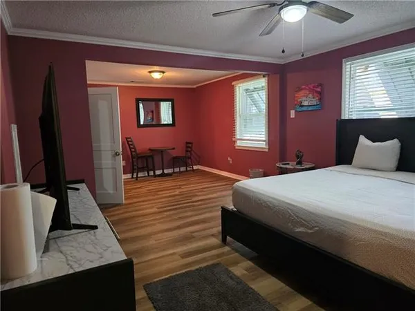 $2,500 | 912 Monticello Avenue, Jefferson, LA 70121