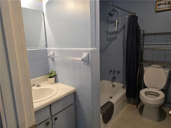 $2,500 | 912 Monticello Avenue, Jefferson, LA 70121