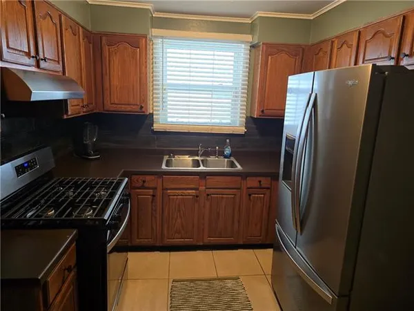 $2,500 | 912 Monticello Avenue, Jefferson, LA 70121
