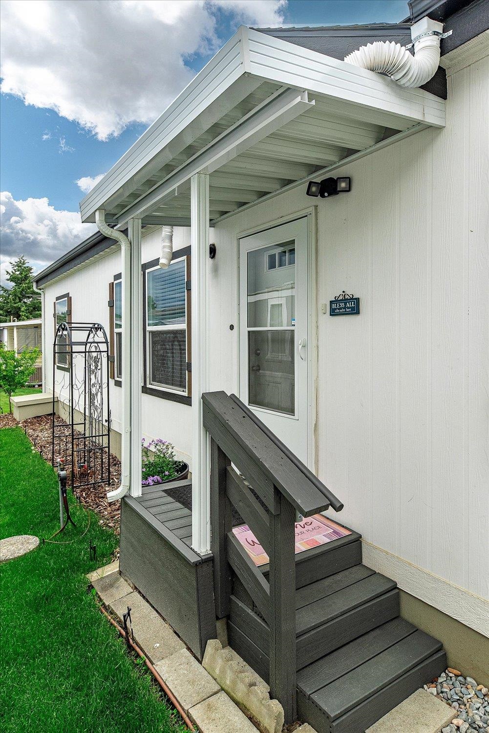 304 South Conklin Road, Unit 38 Spokane Valley, WA 99037 - Photo 2 of 37