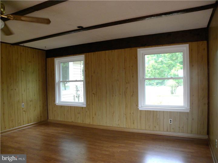 2022 Hartly Road Hartly, DE 19953 - Photo 16 of 25 Family Room