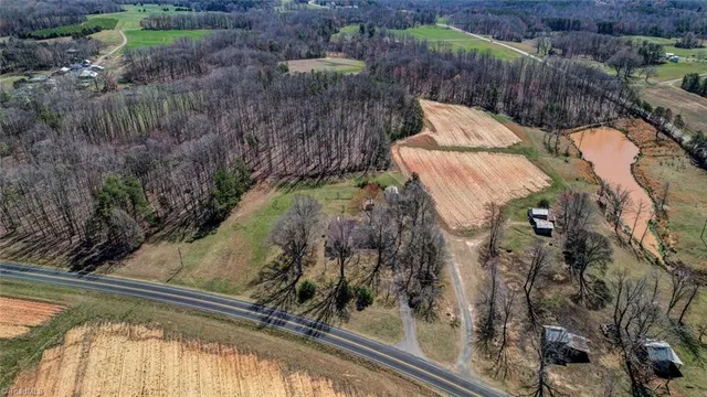 $1,850 | 620 Stone Road, Reidsville, NC 27320