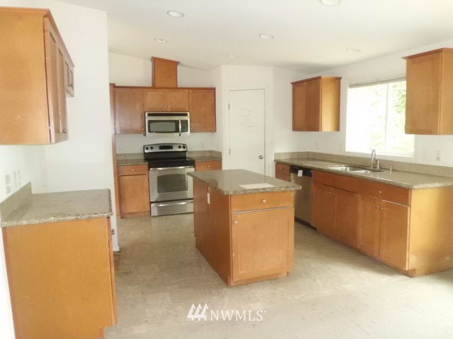 1112 Southeast Front Street Winlock, WA 98596 - Photo 13 of 25 Gallery Image 13