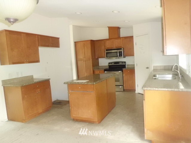 1112 Southeast Front Street Winlock, WA 98596 - Photo 14 of 25 Gallery Image 14