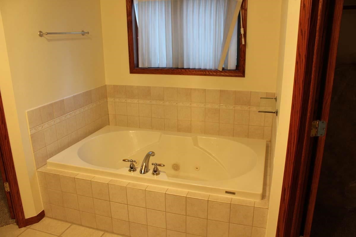 223018 Firethorn Road Wausau, WI 54401 - Photo 11 of 31 Gallery Image 11