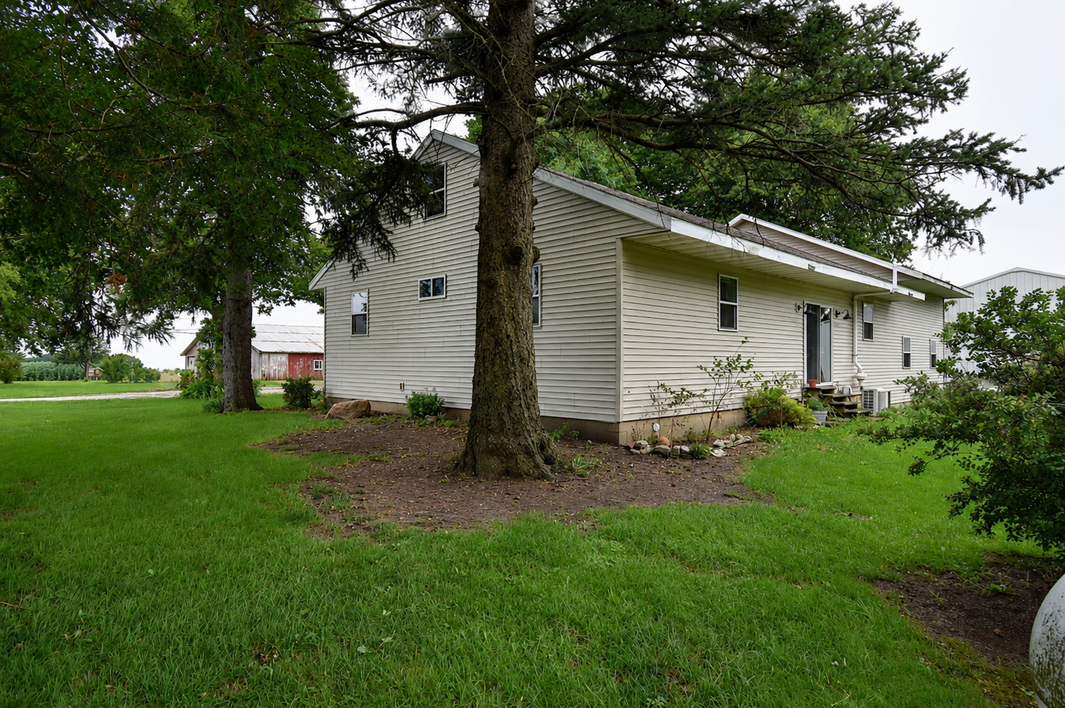 23451 North 1700 E Road Odell, IL 60460 - Photo 20 of 63