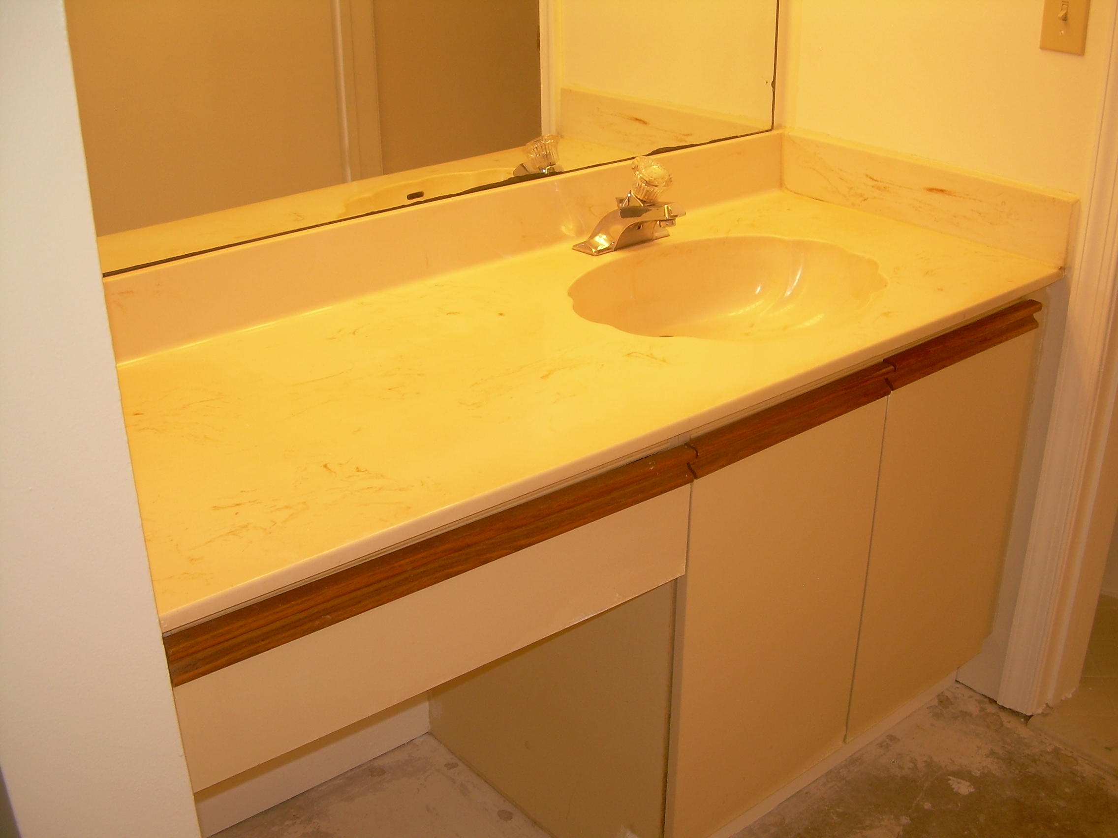 400 Club Circle, Unit 108 Boca Raton, FL 33487 - Photo 13 of 19 Master Bath