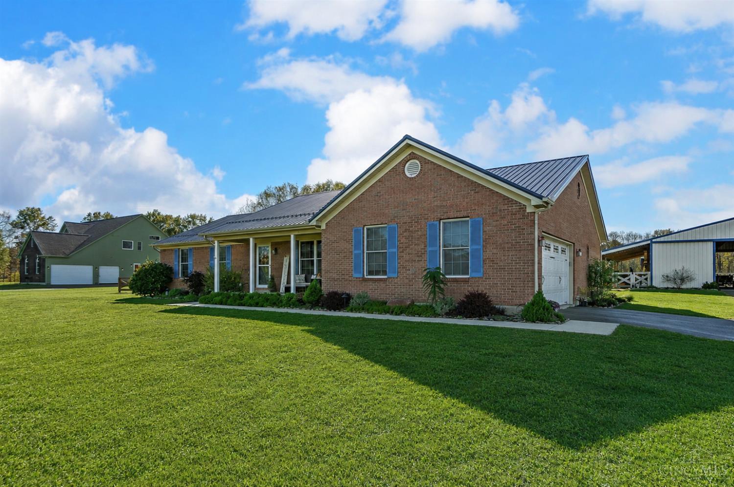 4125 Nicholson Road Clarksville, OH 45113 - Photo 2 of 27