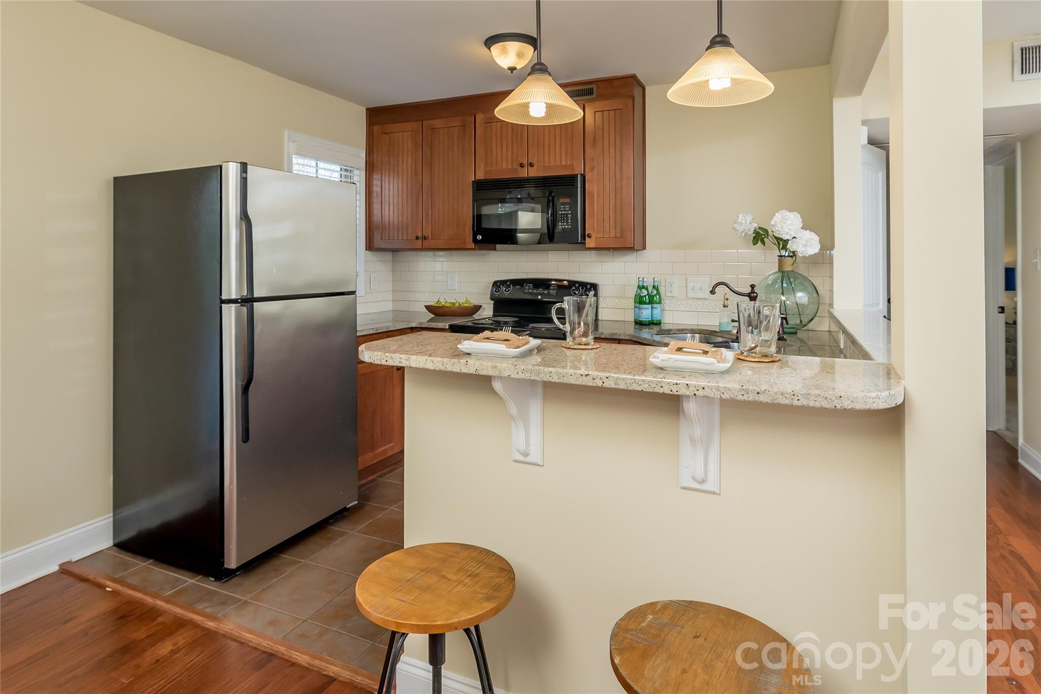 4911 Park Road, Unit D Charlotte, NC 28209 - Photo 5 of 30