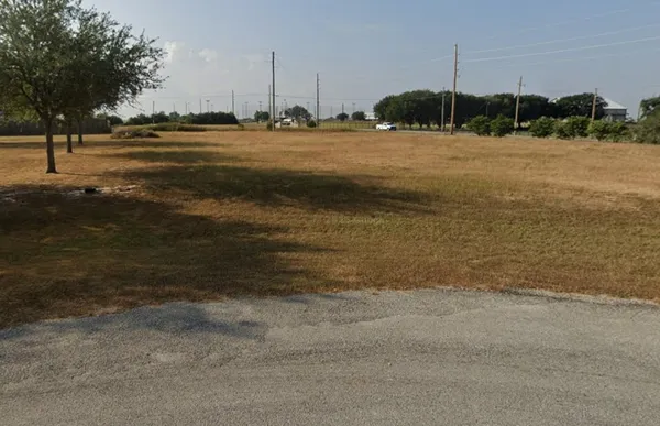 $1,400 | 32919 Shriver Lane, Waller, TX 77484