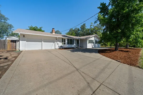 $429,000 | 2648 Yana Avenue, Redding, CA 96002