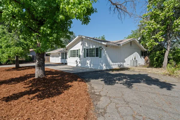 $429,000 | 2648 Yana Avenue, Redding, CA 96002