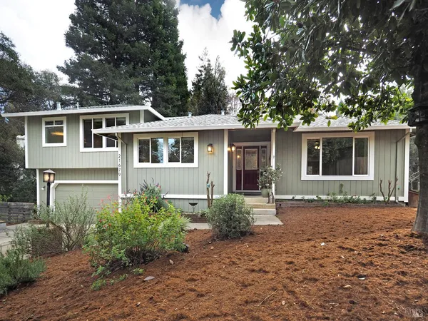 $995,000 | 21679 Geyserville Avenue, Geyserville, CA 95441