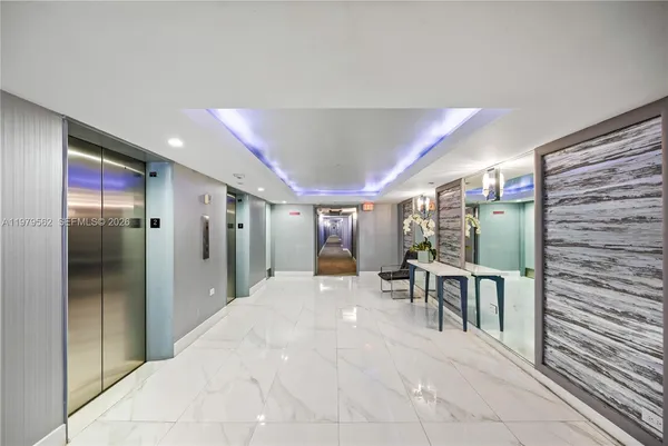 $3,750 | 5055 Collins Avenue, Unit 5N, Miami Beach, FL 33140