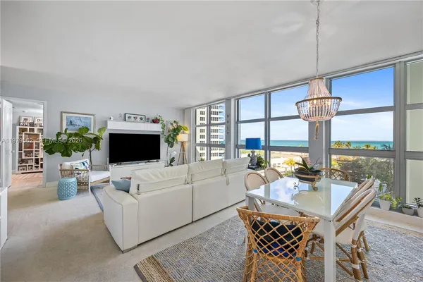 $3,750 | 5055 Collins Avenue, Unit 5N, Miami Beach, FL 33140