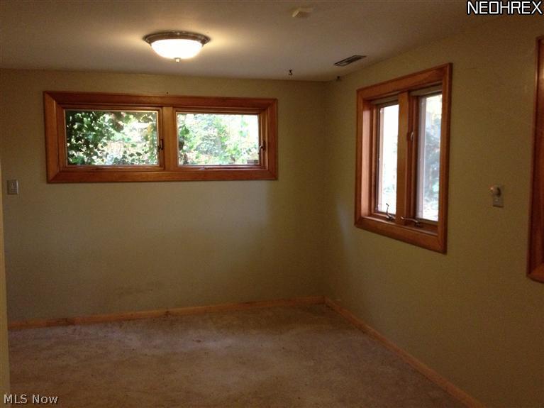 400 Strader Road Akron, OH 44305 - Photo 8 of 10 Gallery Image 8