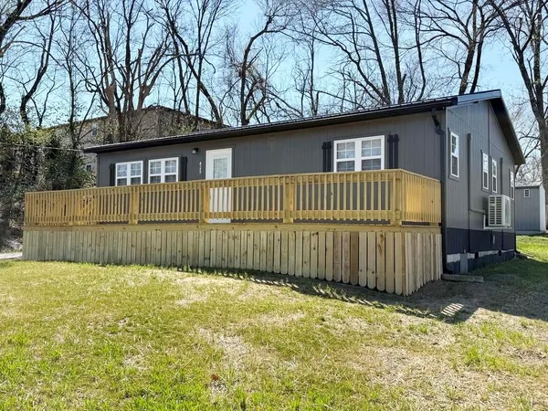 $129,900 | 425 Pine Street, Osceola, MO 64776