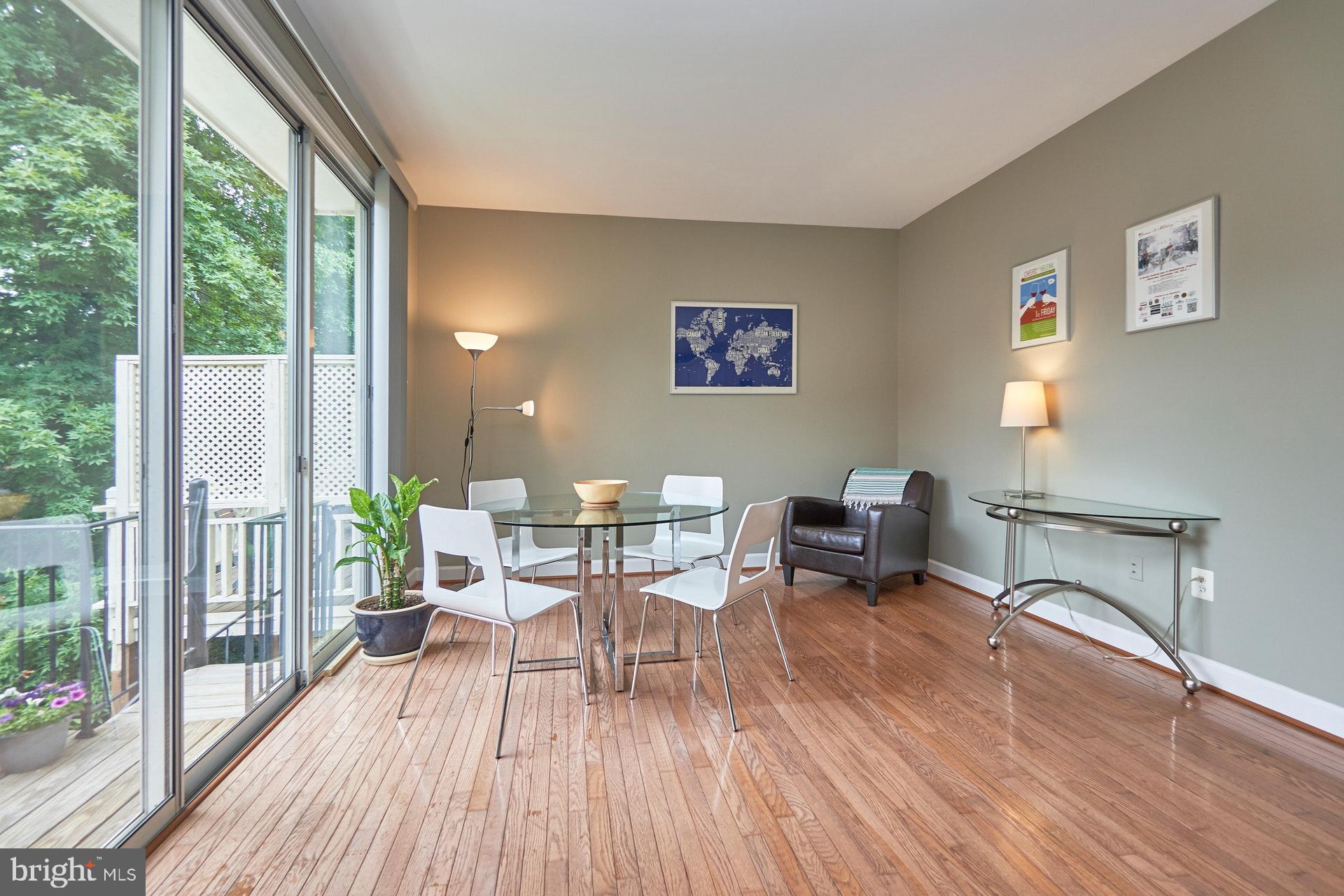 11510 Waterhaven Court Reston, VA 20190 - Photo 14 of 42