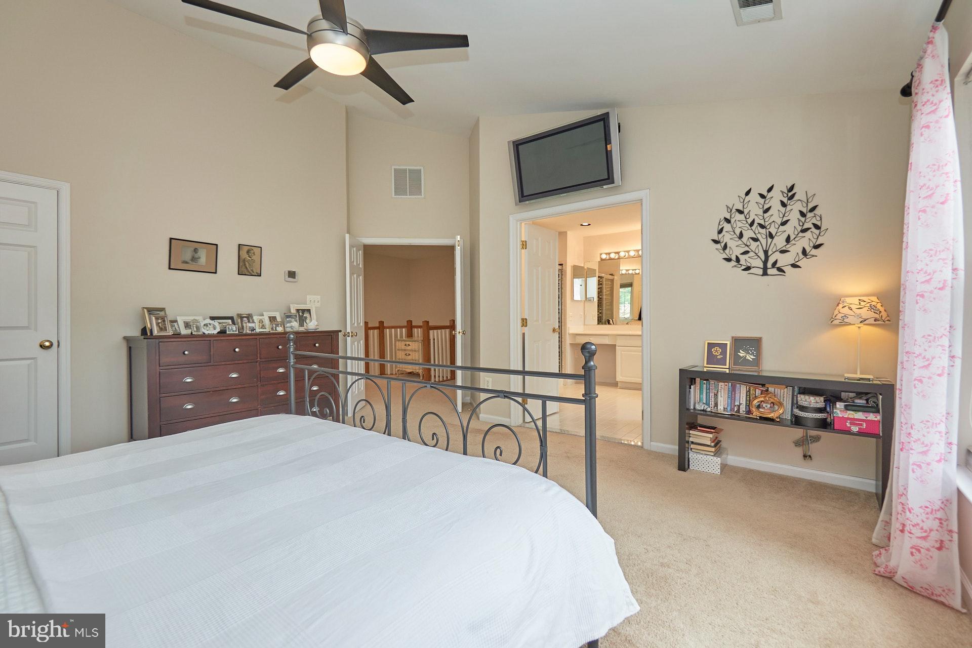 11510 Waterhaven Court Reston, VA 20190 - Photo 17 of 42