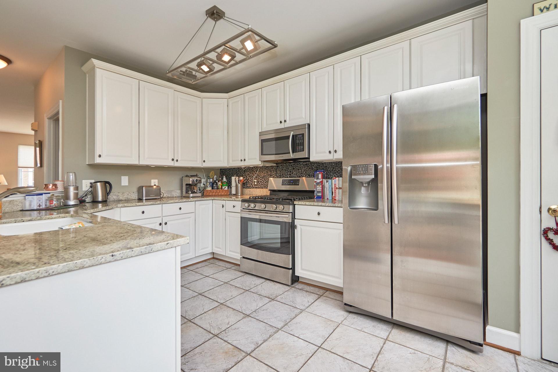 11510 Waterhaven Court Reston, VA 20190 - Photo 9 of 42