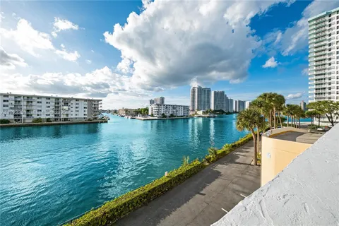 $2,350 | 290 174th Street, Unit 307, Sunny Isles Beach, FL 33160